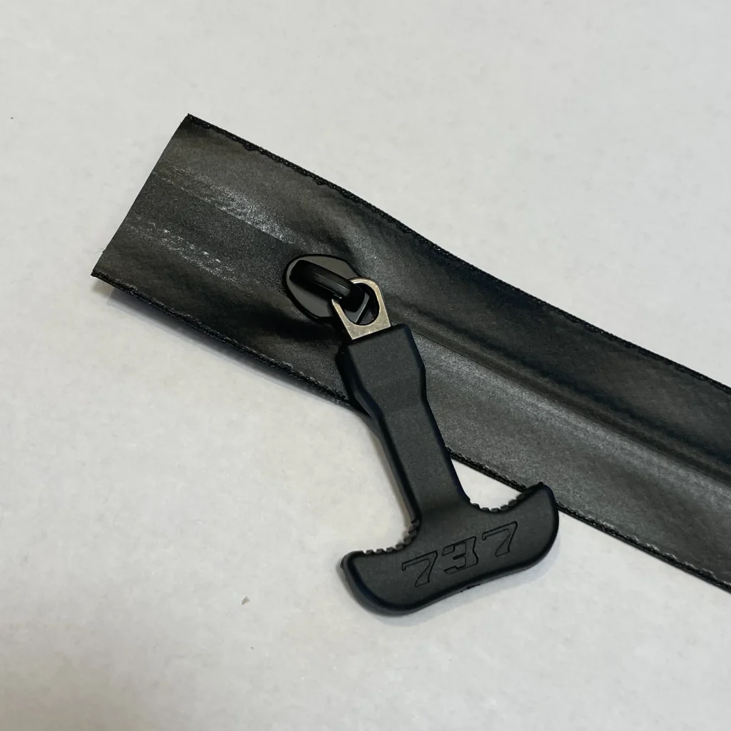 Choosing Between IPX5, IPX7 and IPX8 for Your Application: A Zipper Specification Guide